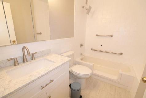 1033 Harmon Cove Tower Secaucus NJ 07094