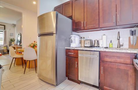 372 2nd Street Jersey City NJ 07302