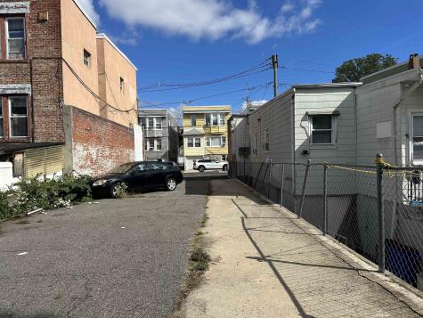 1207 7th Street North Bergen NJ 07047