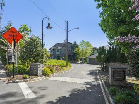 5 Vista Lane Edgewater NJ 07020