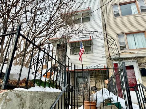 173 Baldwin Avenue Jersey City NJ 07306