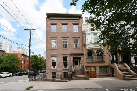 274 Barrow Street Jersey City NJ 07302