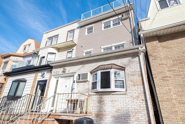 32 46th Street Weehawken NJ 07086