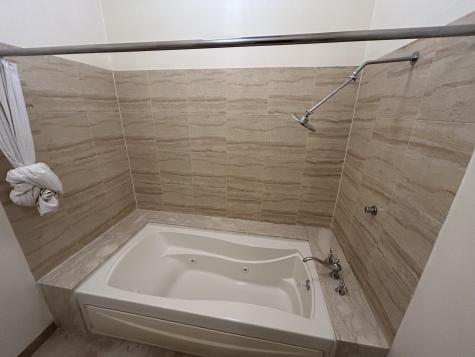32 46th Street Weehawken NJ 07086