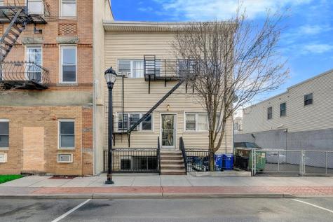 513 11th Street Union City NJ 07087
