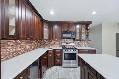 21 Bentley Avenue Jersey City NJ 07304