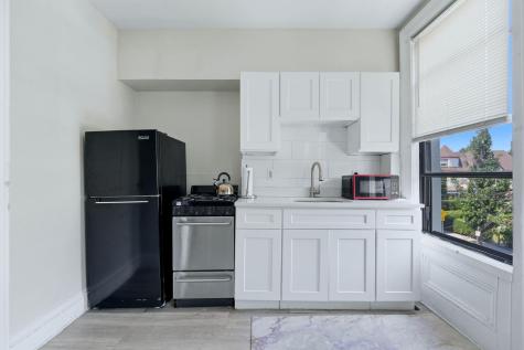 21 Bentley Avenue Jersey City NJ 07304