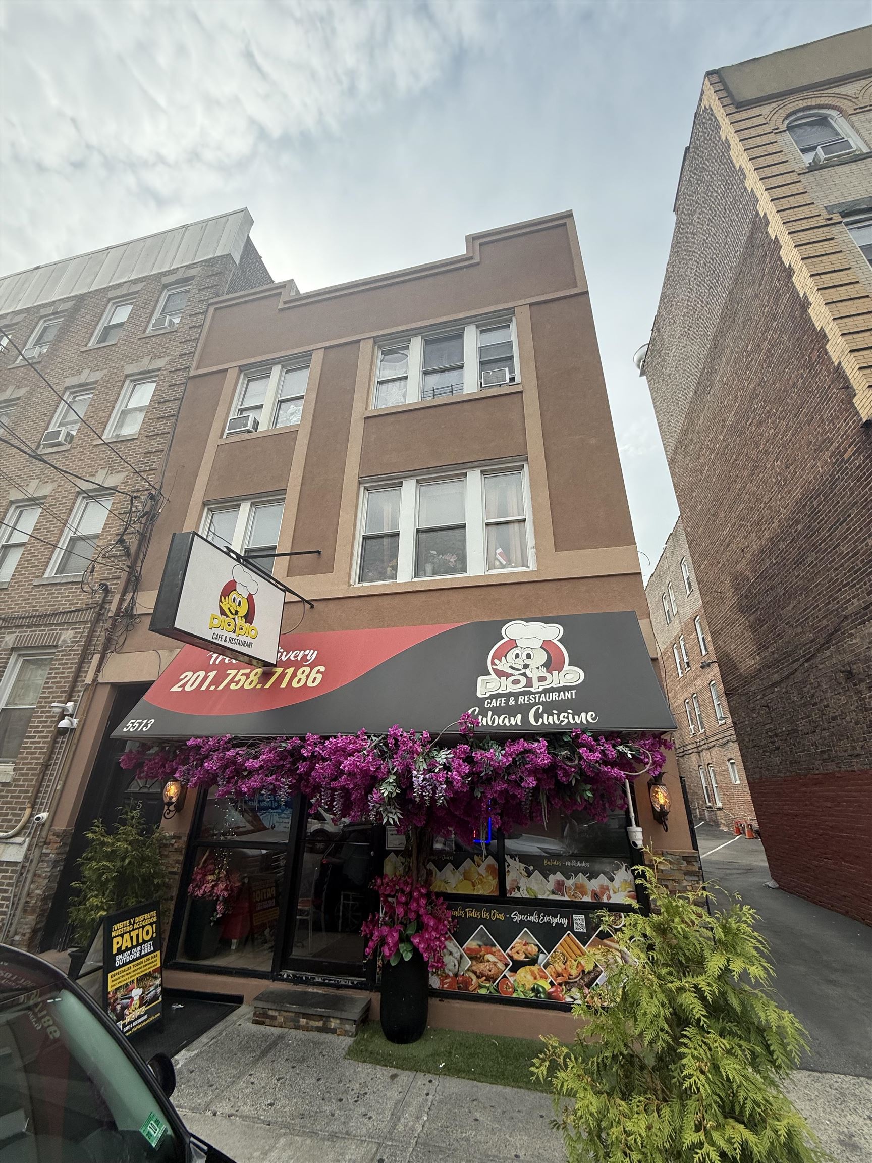 5513 Hudson Avenue West New York NJ 07093