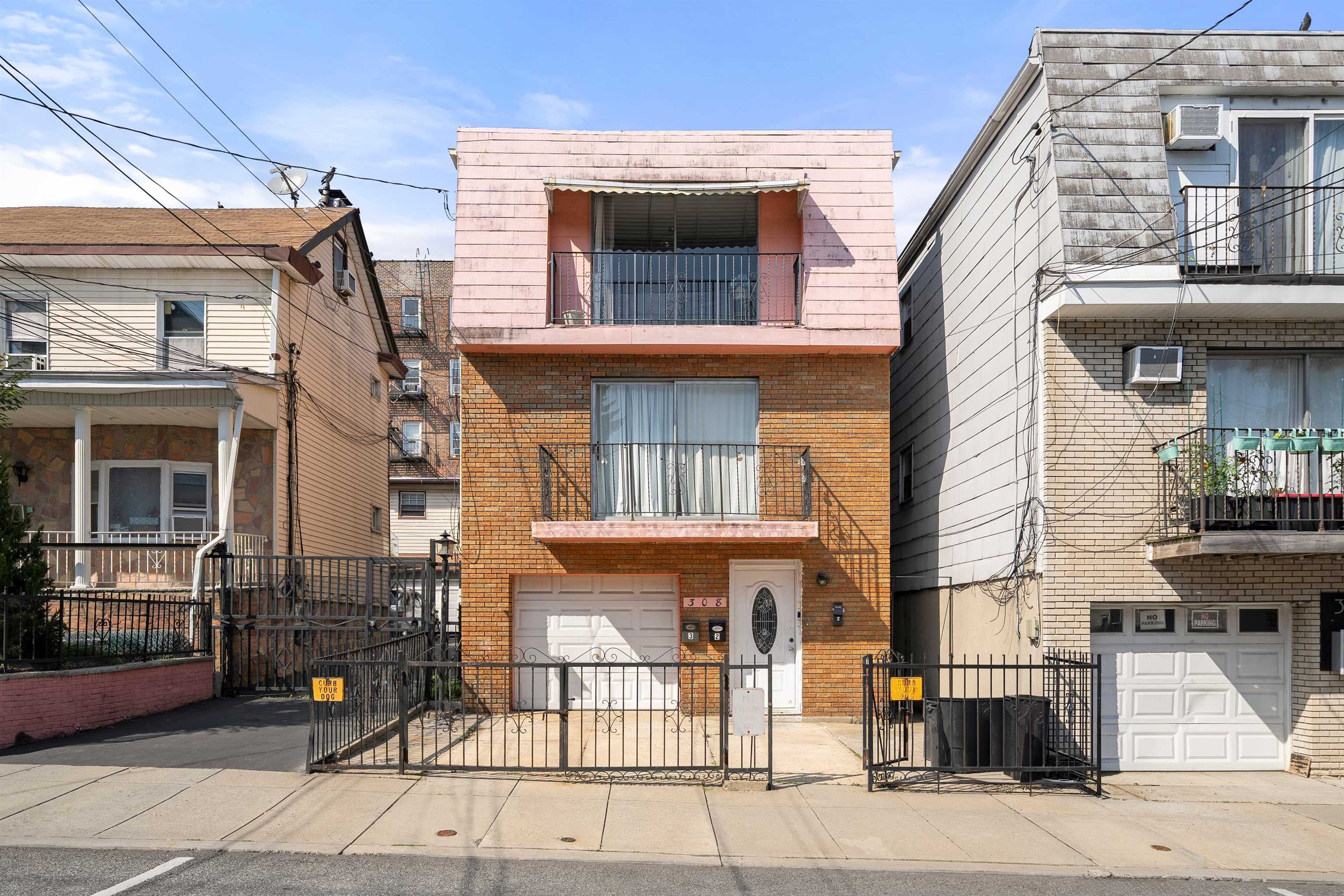 308 5th Street Union City NJ 07087