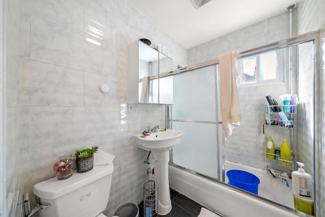 308 5th Street Union City NJ 07087