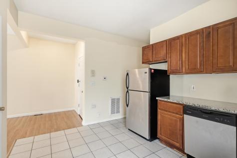 320 7th Street Union City NJ 07087