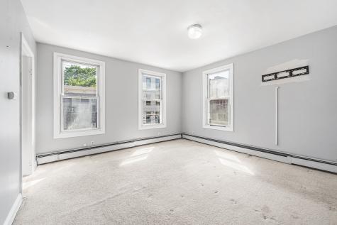8 Manhattan Avenue Jersey City NJ 07307