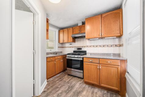8 Manhattan Avenue Jersey City NJ 07307