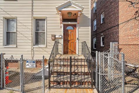8 Manhattan Avenue Jersey City NJ 07307