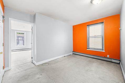 8 Manhattan Avenue Jersey City NJ 07307