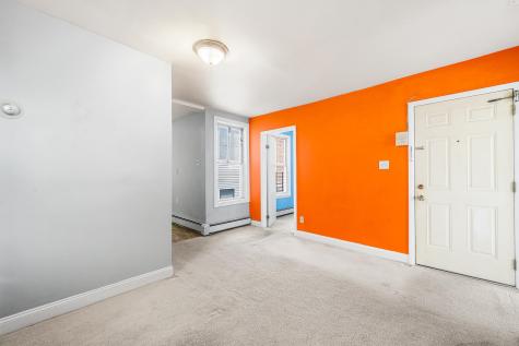 8 Manhattan Avenue Jersey City NJ 07307