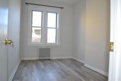 2305 New York Avenue Union City NJ 07087