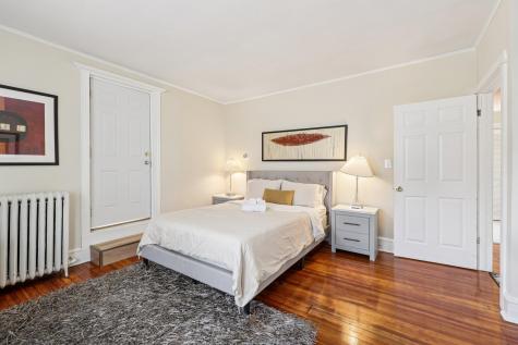 5 77th Street North Bergen NJ 07047