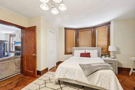 5 77th Street North Bergen NJ 07047