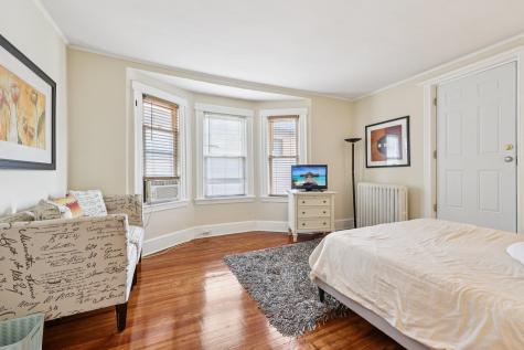 5 77th Street North Bergen NJ 07047