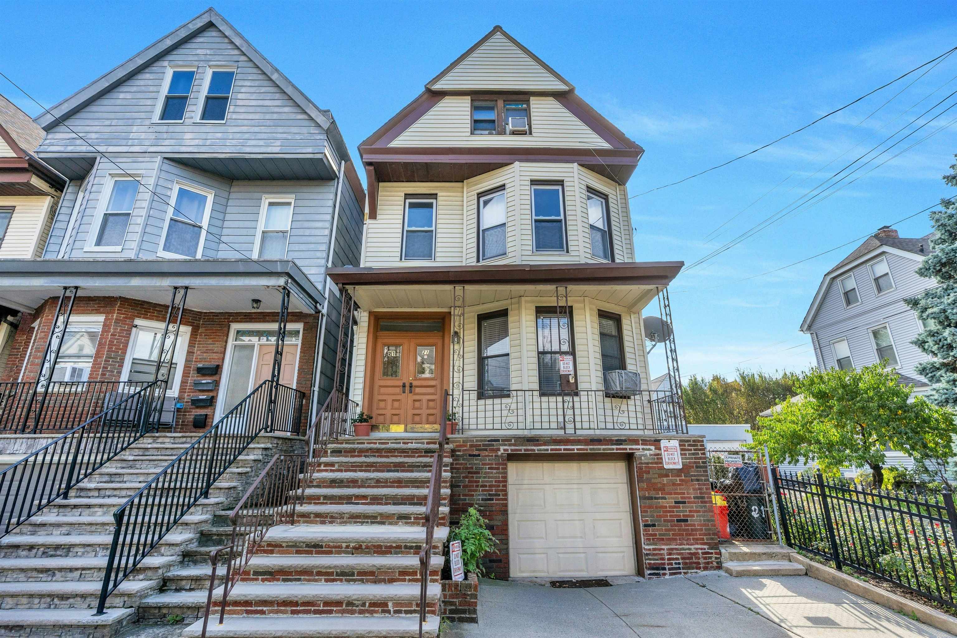 21 Cooper Place Weehawken NJ 07086