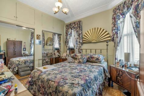 21 Cooper Place Weehawken NJ 07086