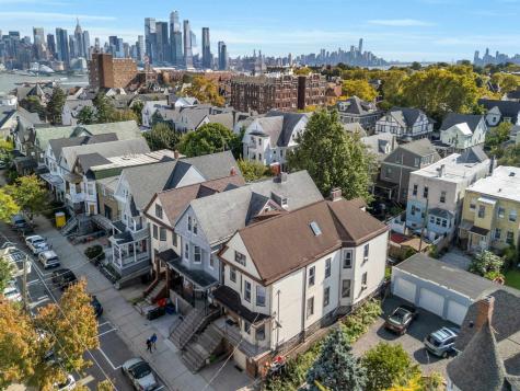 21 Cooper Place Weehawken NJ 07086