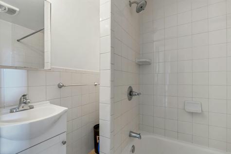 21 Cooper Place Weehawken NJ 07086