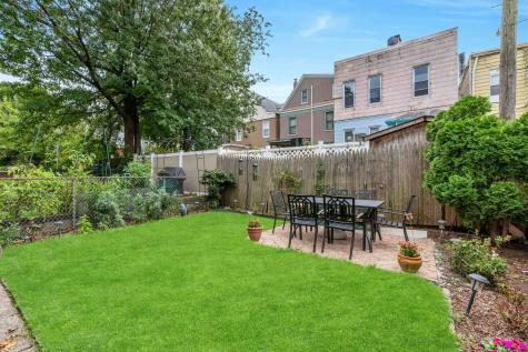21 Cooper Place Weehawken NJ 07086