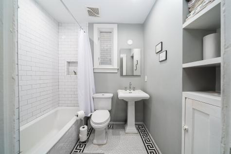 54 Highwood Terrace Weehawken NJ 07086