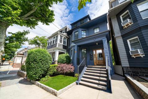 54 Highwood Terrace Weehawken NJ 07086