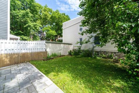 54 Highwood Terrace Weehawken NJ 07086
