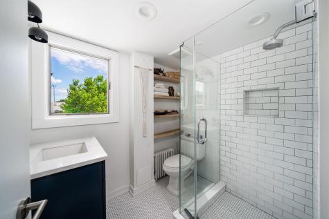 54 Highwood Terrace Weehawken NJ 07086