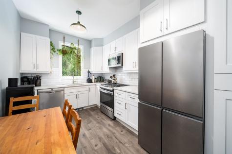54 Highwood Terrace Weehawken NJ 07086