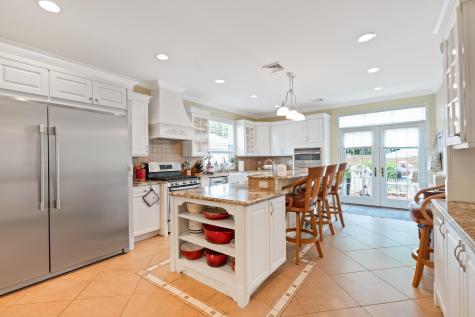 17-19 Schuyler Place Bayonne NJ 07002