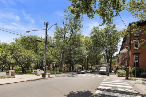 24W Hamilton Place Jersey City NJ 07302