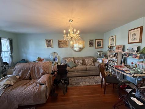 39 Colonial Drive Bayonne NJ 07002