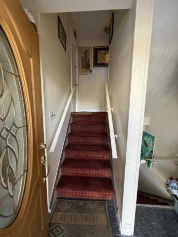 39 Colonial Drive Bayonne NJ 07002