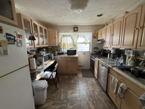 39 Colonial Drive Bayonne NJ 07002