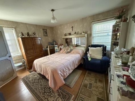39 Colonial Drive Bayonne NJ 07002