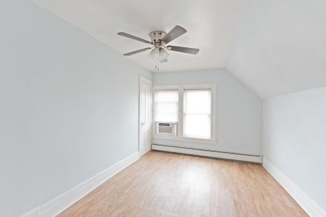 339 Avenue C Bayonne NJ 07002