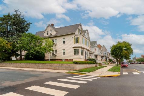 339 Avenue C Bayonne NJ 07002