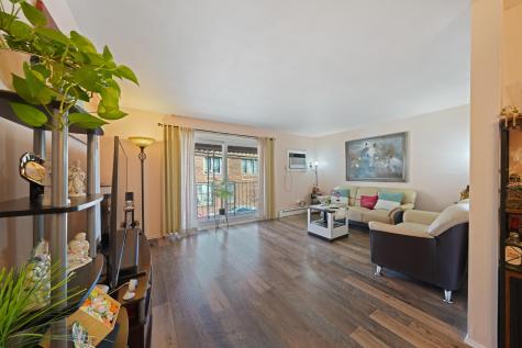 565 61st Street West New York NJ 07093