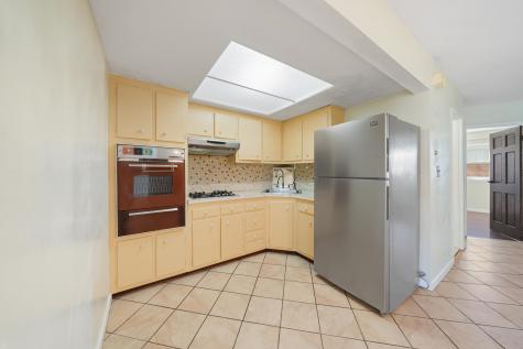 565 61st Street West New York NJ 07093