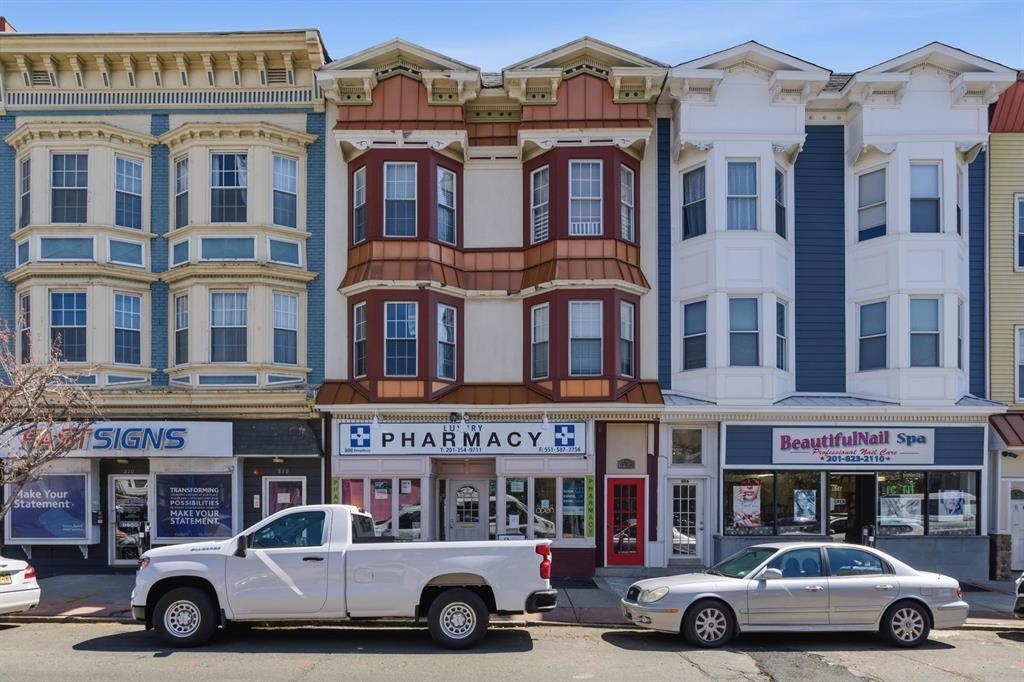 808 Broadway Bayonne NJ 07002