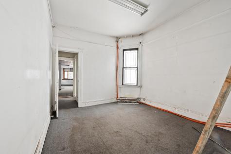 507 32nd Street Union City NJ 07087