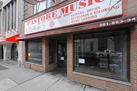 507 32nd Street Union City NJ 07087