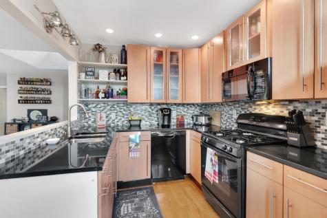 37 West 19th Street Weehawken NJ 07086