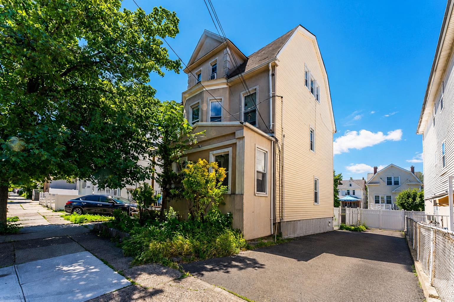 137-139 76th Street North Bergen NJ 07047