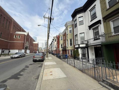 270 1/2 Summit Avenue Jersey City NJ 07306